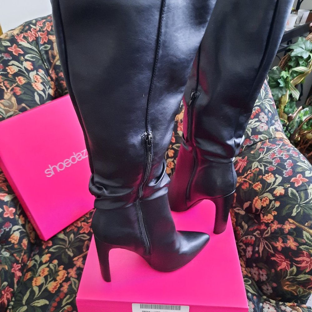 Shoe Dazzle Brand New Knee 4" Flat Heel Boot